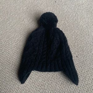 balck beanie